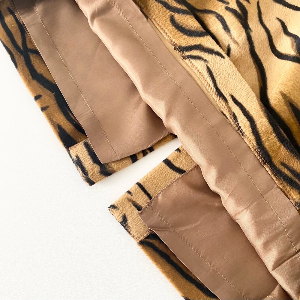 Y2K Velveteen Animal Print Skirt - Picture 4 of 7